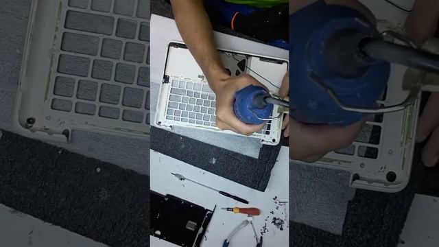 Macbook A1342 Key Board Part 2