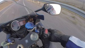 Suzuki Gsx 600 r против Suzuki Gsx 1000 r