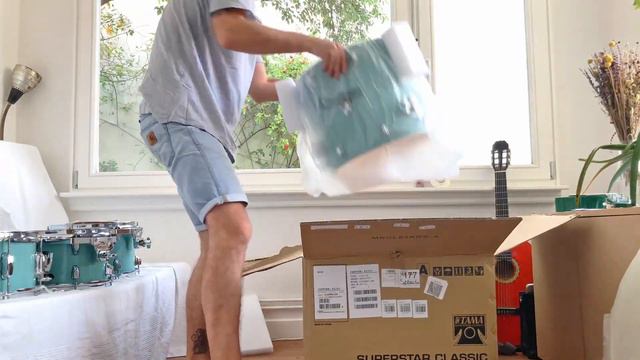 Tama Superstar Classic LEG - Light Emerald Blue Green | Unboxing смотреть онлайн