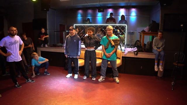 ART BATTLE 2020 | All styles 2x2 | Final | Pavlo & Вася vs Овощной салат смотреть онлайн