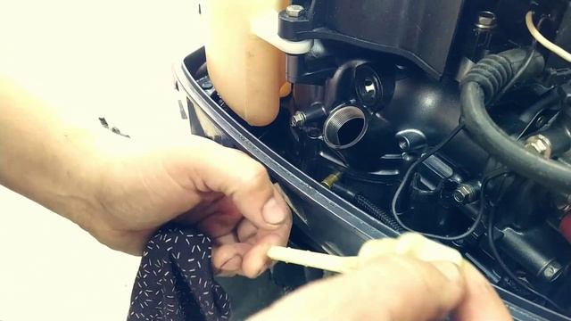 Замена масла в лодочном моторе 4 такта Sea Pro 6 л.с. / Yamaha 5 л.с. Ремонт лодочных моторов. смотреть онлайн