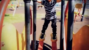 классно поет еврейский мальчик