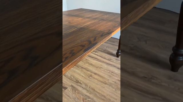 This table though 😍 #conefurnishings #redoak #diningtable #diningtabledesign смотреть онлайн