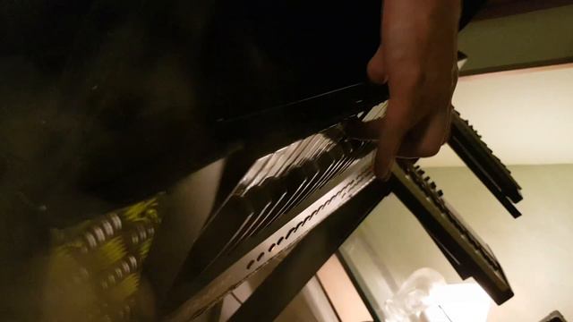 Roland AX-Edge Keytar Rock performance смотреть онлайн