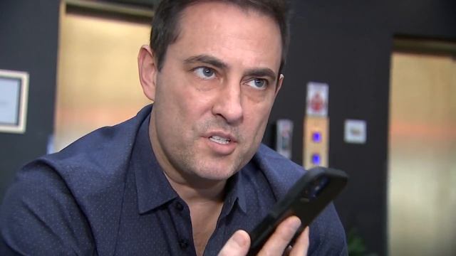 Man shares concert ticket scam warning after calling fake Ticketmaster customer service number смотреть онлайн