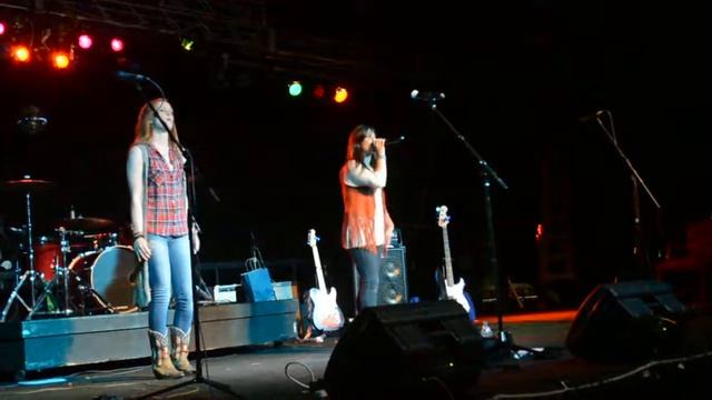 Two Black Cadillacs cover by Southern Sass смотреть онлайн