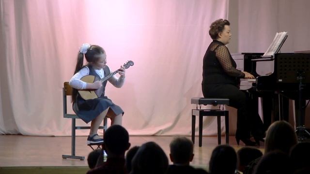 П. Саурес «Испанский танец», исп. Ипатова Анна, преп. Зайко Л.М., конц. Чупина З.В. смотреть онлайн