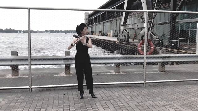 HERA 許芷綺 - Paganini Caprice Op.1 No.1 for solo flute смотреть онлайн