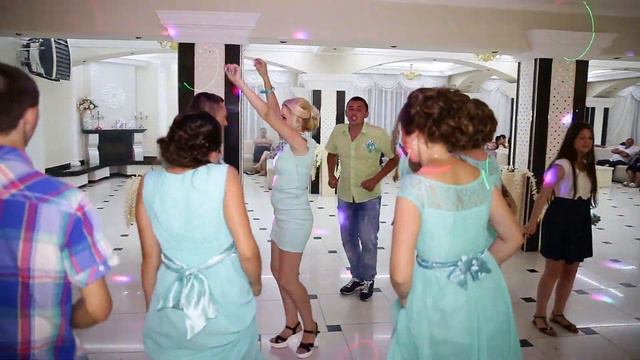 КОШЕЛЯ-VIDEO Саша та Мар"янка веселі танці рест.Зустріч с.Бронька-Онок смотреть онлайн