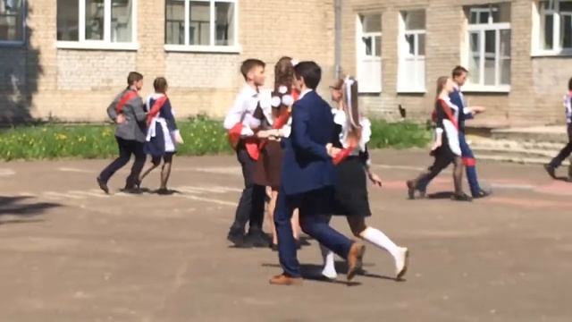 ВАЛЬС|ВЫПУСКНОЙ|ВЫПУСКНОЙ 2018|ТАНЕЦ смотреть онлайн
