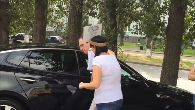 Как отрыть домофонную дверь CYFRAL без ключа?