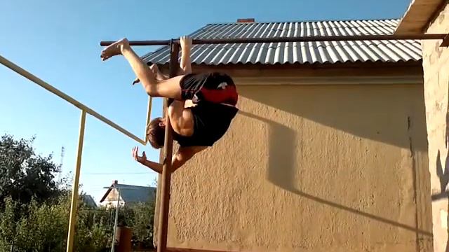 Yoyo Chrome смотреть онлайн