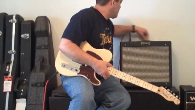 Fender Blues Junior & Jensen P12R Alnico Speaker Demo смотреть онлайн