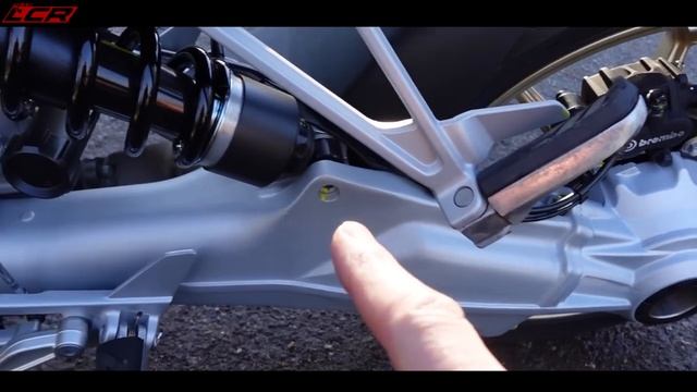 2023 Moto Guzzi V100 Mandello | First Ride смотреть онлайн