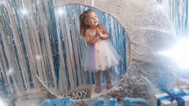 фотозона В СНЕЖНОМ ЦАРСТВЕ,В МОРОЗНОМ ГОСУДАРСТВЕ смотреть онлайн