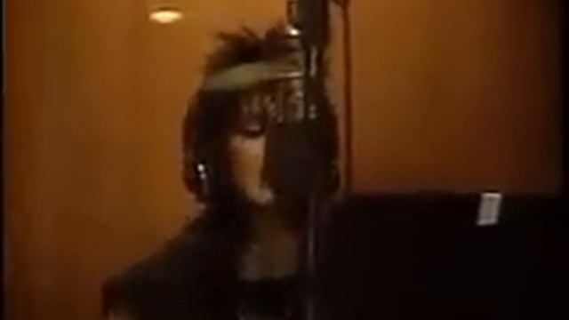 Joan Jett - I can't control myself смотреть онлайн