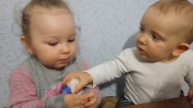 Kiddieland игрушка Ноев Ковчег Игрушка для малышей. Jouets pour les tout-petits. vue d'ensemble смотреть онлайн
