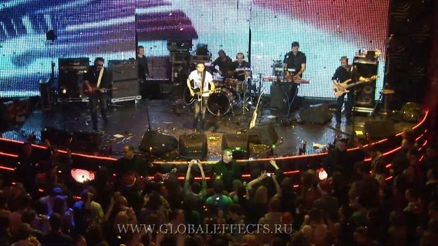 Запуск конфетти из конфетти-машины Global Effects Power-373 смотреть онлайн