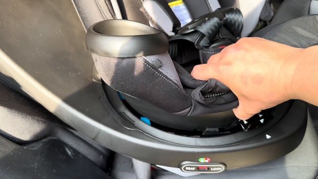 evenflo Revolve 360 Extended car seat Installation смотреть онлайн