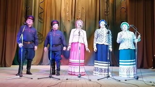 Семейный ансамбль Осиповых - "Чёрный ворон" смотреть онлайн