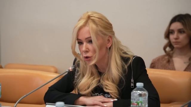 Валя про расставание с Сашей / Лиза Василенко хочет замуж за Моргена? / Инстасамка бьет рекорды смотреть онлайн