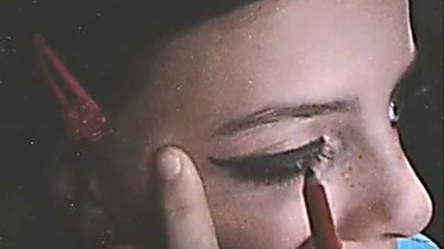 How to do Scene/Emo makeup tutorial смотреть онлайн