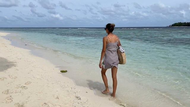 ¡Vacaciones en MALDIVAS! 🇲🇻 una semana en la isla THINADHOO 🏝 смотреть онлайн