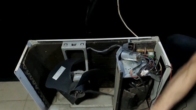 Сплит система работает как вентилятор || Не холодит смотреть онлайн