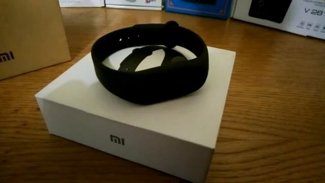 Xiaomi mi band 2 в 2020 году. Стоит ли брать? смотреть онлайн