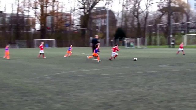 Video 6 februari 2016 oefenwedstrijd Feyenoord F2 - Gouda F1 4-4 смотреть онлайн
