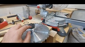 Ремонт  Торцовочной пилы Metabo KGS 216 M GL.Редуктор в мусорку.