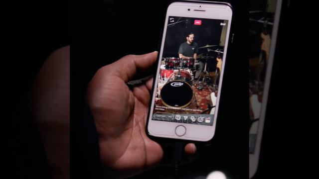Live streaming drums with iRig Stream streaming audio interface смотреть онлайн