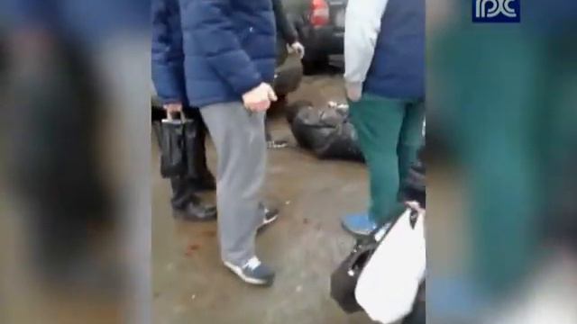 Вологжане устроили самосуд над мужчиной, который напал на детей смотреть онлайн