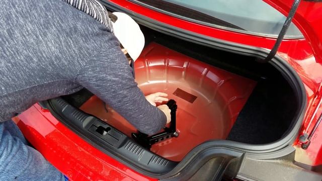 2015-2019 Ford Mustang Spare Tire Kit Installation смотреть онлайн