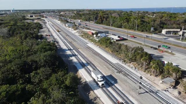 Brightline Construction: Track Laying at City Point - February & March 2022 смотреть онлайн