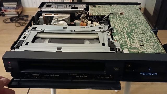 Panasonic NV-J30EE Продолжение видео про много килограмм видиков смотреть онлайн