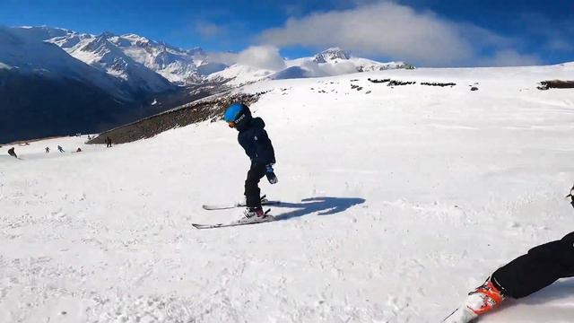 Катание детей в Домбае 2022 смотреть онлайн