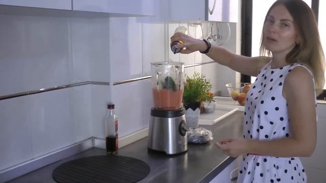 Как приготовить испанский суп Гаспачо. Рецепт Гаспачо. Испанская кухня. смотреть онлайн
