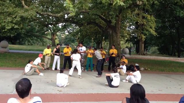 AMAZING LIVE MUSIC & MARTIAL ART DANCE (( CAPOEIRA )) pt.03 смотреть онлайн