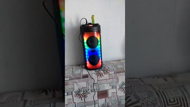 Продаю караоке-колонки с микрофоном. смотреть онлайн