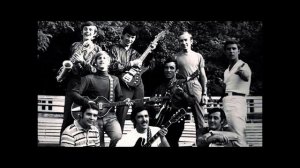 ВИА "Веселые ребята" -  На перекрестке