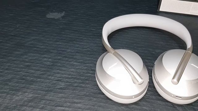 Unboxing of the silver bose nc 700 смотреть онлайн