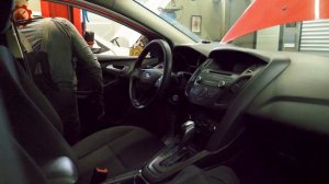 Как поменять тормозную жидкость Ford Focus