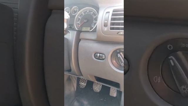 Volkswagen Passat 2005 B5.5 OBD/Diagnostic Port Location RHD смотреть онлайн