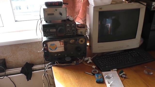 В гостях у старейшего радиолюбителя смотреть онлайн