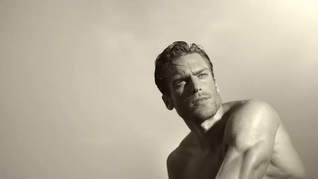 Рекламный ролик Giorgio Armani Acqua Di Gio Absolu