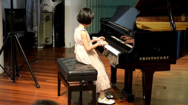 Little Musical Gems Recital - King Arthur's Adventure смотреть онлайн
