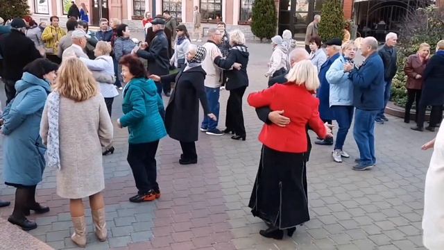 ВАМ Любви Желаю, Веры, Долгих Лет! Пусть Подарит Верба Чистый Добрый Свет! смотреть онлайн