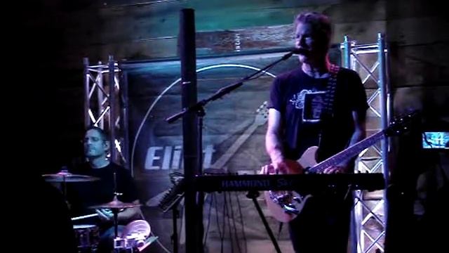 Eliot Lewis - Hello It's Me. смотреть онлайн