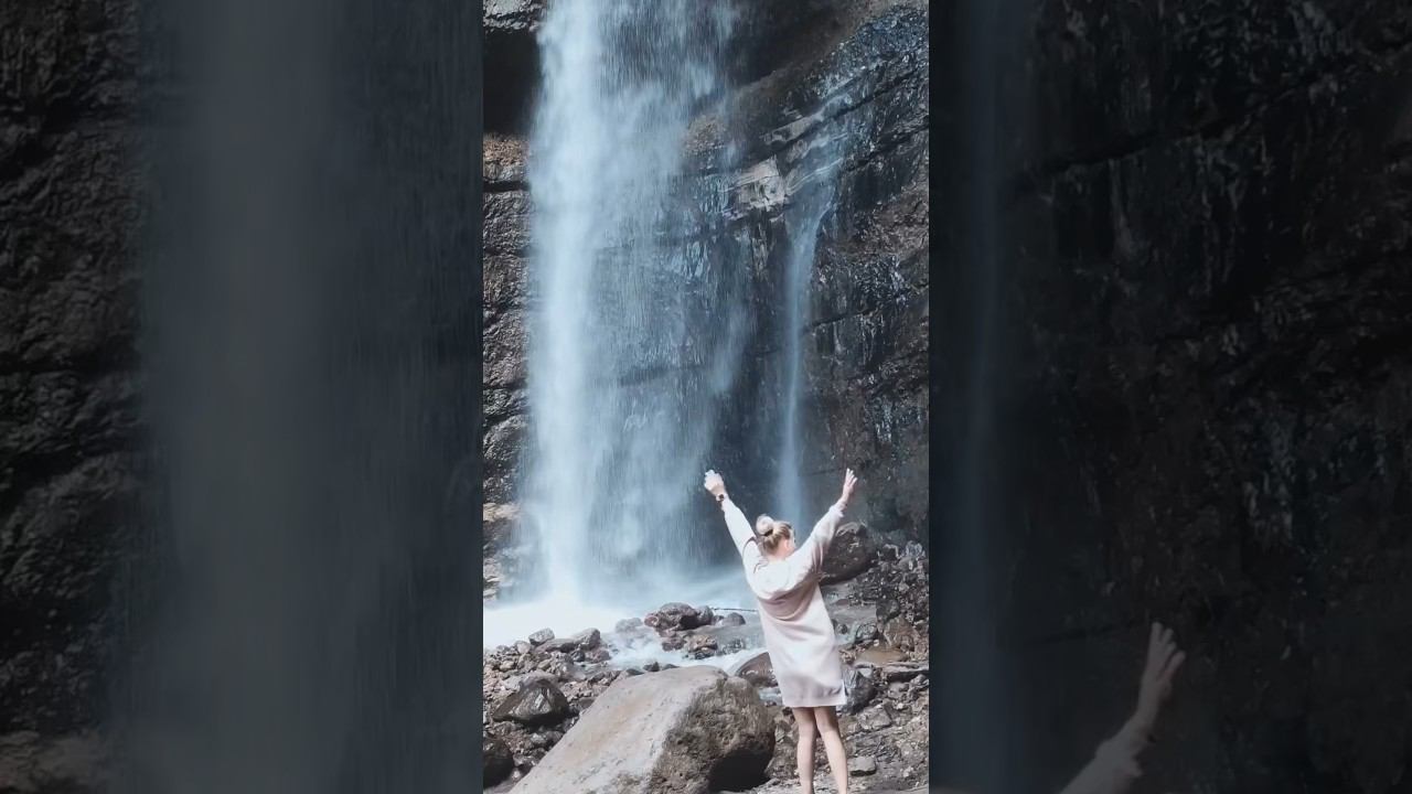 Путешествие к сердцу природы: водопад Адай-Су в Чегемском ущелье Кабардино-Балкарии⛰️ #АдайСу смотреть онлайн